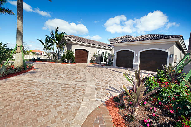 Best Driveway Pavers Near Me  in Waxahachie, TX